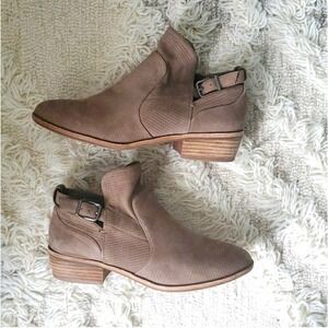 Gianni Bini Taupe Perforated Ankle Booties – Chic Western Boho Vibe Size  8.5M